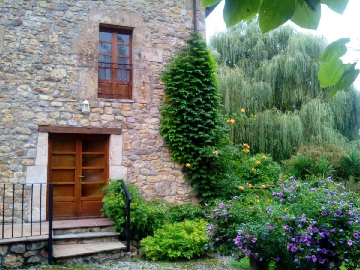 Las Navedas Santibanez de Villacarriedo Exterior foto